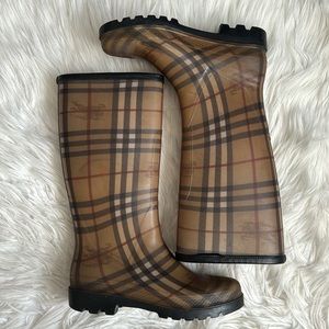 Burberry Nova Check Pattern Rubber Tall Rain Boots Size 6